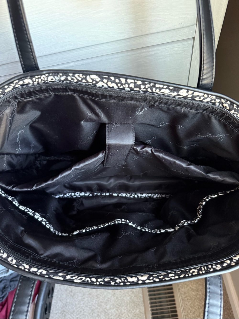 Vera Bradley Camocat Black and White Leopard Print Padded Laptop Tote Bag - Picture 4 of 5
